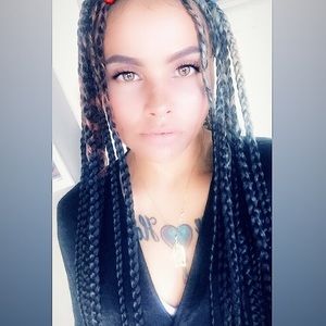 Meet your Posher, Jillian